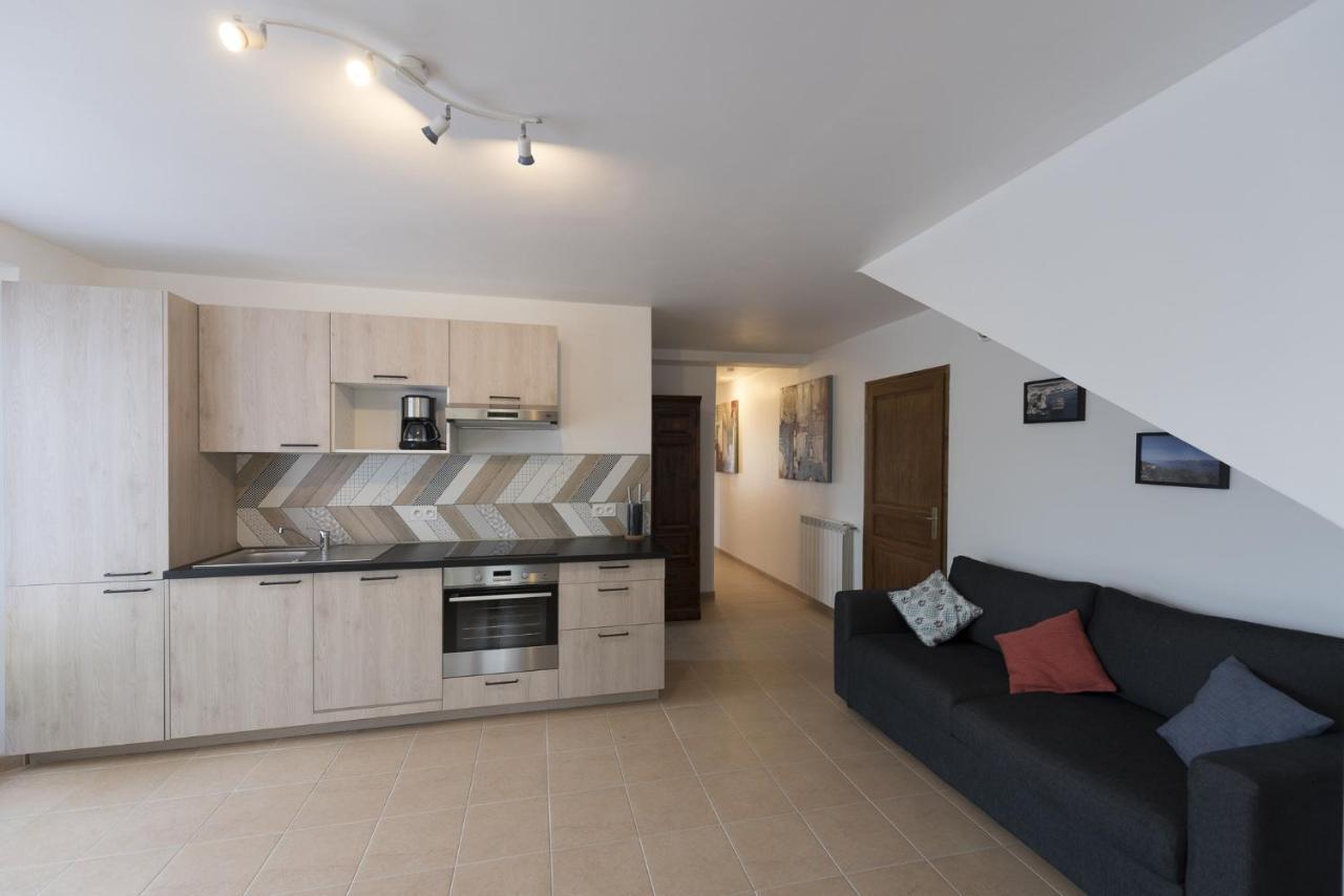 La Flassantine - Appartement Flassans-sur-Issole Buitenkant foto